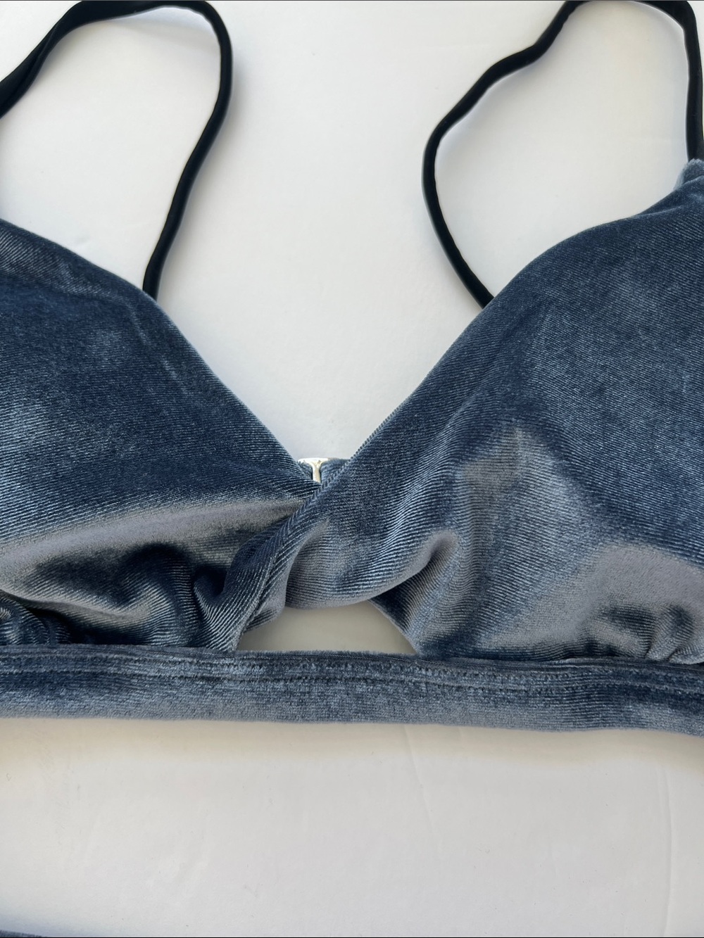 Cupshe velvet gray bikini set woman size m baithung suit sea pool ocean - Picture 3 of 5